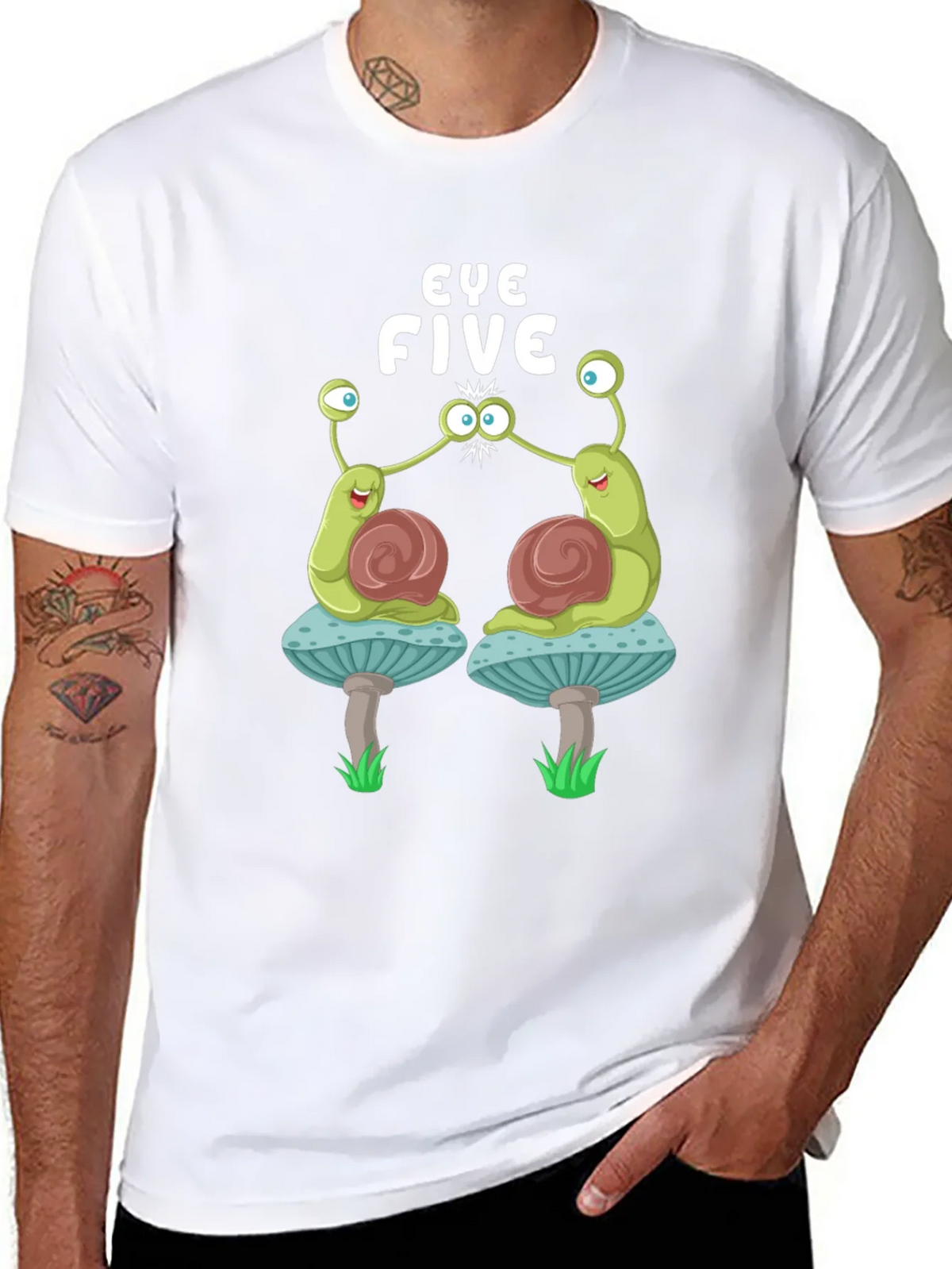 Eye Five Snail Graphic T-Shirt product image 7
